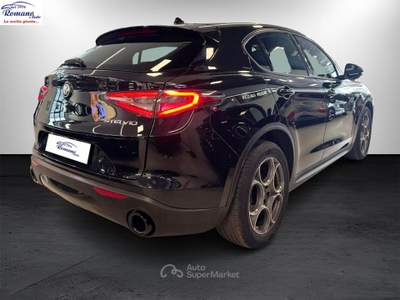 Alfa Romeo Stelvio 2.2 T.diesel 160CV AT8 RWD Sp-T. Nero usata Sant'Anastasia