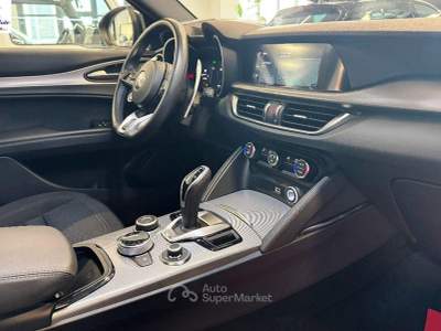 Alfa Romeo Stelvio 2.2 T.diesel 160CV AT8 RWD Sp-T. Nero usata Sant'Anastasia