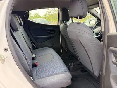 Lancia Ypsilon 1.0 FireFly 5p. S&S Hybrid Gold Bianco usata Sant'Anastasia
