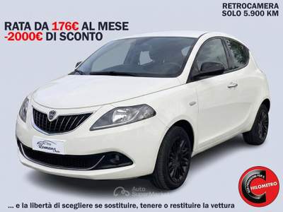 Lancia Ypsilon 1.0 FireFly 5p. S&S Hybrid Gold Bianco usata Sant'Anastasia