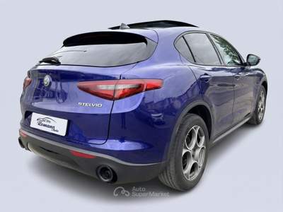 Alfa Romeo Stelvio  2.2 t Sprint Q4 190cv auto Blu/Azzurro usata Sant'Anastasia