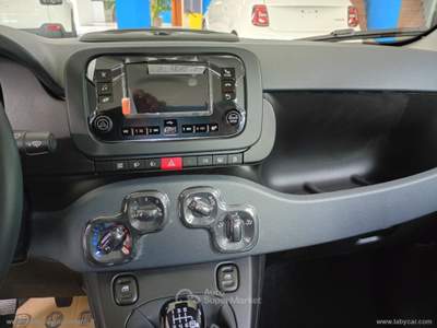 Fiat Panda Pandina 1.0 FireFly 65 CV Hybrid Icon Bianco usata Nova Siri