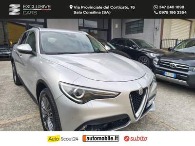 Alfa Romeo Stelvio Stelvio 2.2 T.diesel 180 CV AT8 Q4 Exec. Argento usata Sala Consilina