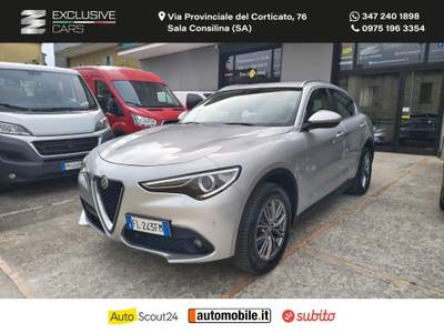 Alfa Romeo Stelvio Stelvio 2.2 T.diesel 180 CV AT8 Q4 Exec. Argento usata Sala Consilina