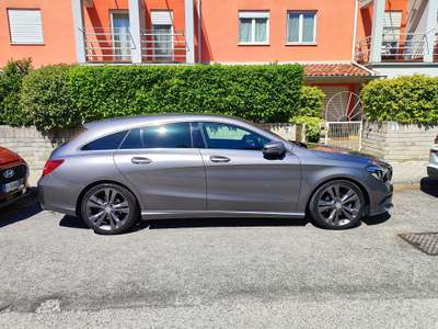 Mercedes-Benz CLA Mercedes CLA Shooting Brake con allestimento sport. Grigio usata Rovereto