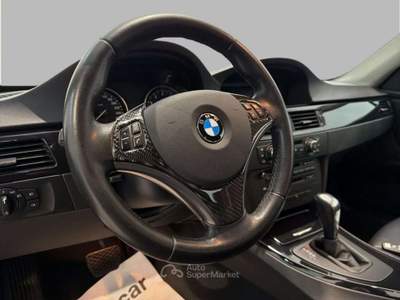 BMW Serie 3 330xi 330 xi cat Coupé Futura Grigio usata Roncadelle