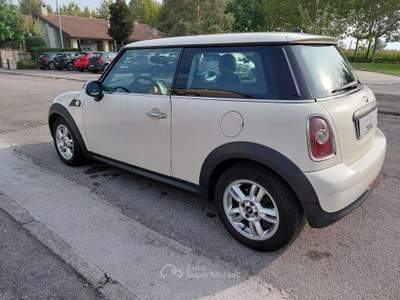 MINI One 1.4 16V One (55kW) Neo Patentati Bianco usata Mazzano