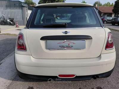 MINI One 1.4 16V One (55kW) Neo Patentati Bianco usata Mazzano