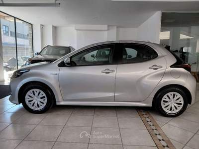 Toyota Yaris 1.5 Hybrid 5 porte Business Unico Pro km. 52.000 Grigio usata Mazzano