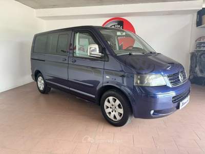 Volkswagen Multivan 2.5 TDI/174CV Comfortline 7 POSTI Blu/Azzurro usata Crocetta del Montello Volkswagen Multivan 2.5 TDI/174CV Comfortline 7 POSTI Blu/Azzurro usata Crocetta del Montello