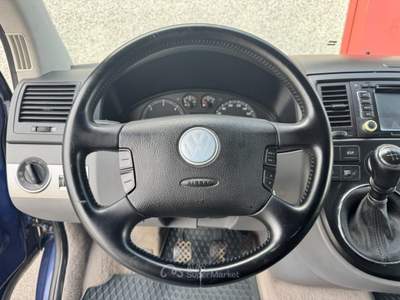 Volkswagen Multivan 2.5 TDI/174CV Comfortline 7 POSTI Blu/Azzurro usata Crocetta del Montello