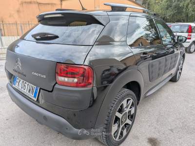 Citroen C4 Cactus 1.2 Shine Grigio usata Savignano sul Rubicone