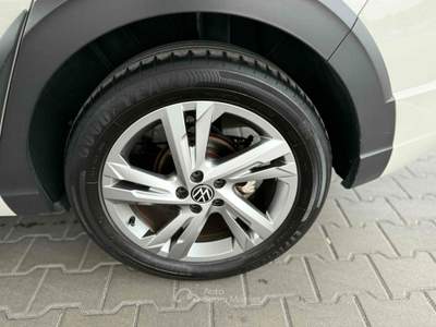 Volkswagen Taigo DSG R-Line/TETTO/FULL LED Grigio usata Gravina in Puglia