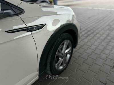 Volkswagen Taigo DSG R-Line/TETTO/FULL LED Grigio usata Gravina in Puglia