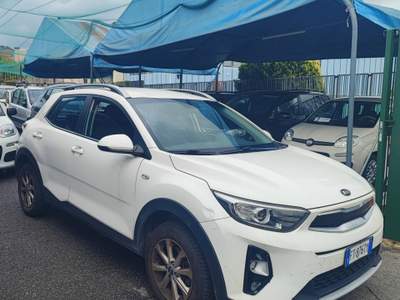 Kia Stonic Style Bianco usata Torino
