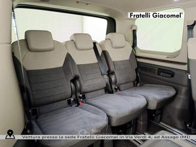Volkswagen Multivan 2.0 tdi style 150cv dsg 7p.ti Rosso usata Assago