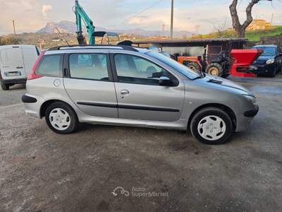 Peugeot 206 RITIRATA IN PERMUTA Grigio usata Roccadaspide