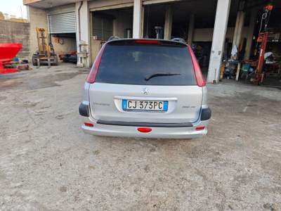 Peugeot 206 RITIRATA IN PERMUTA Grigio usata Roccadaspide