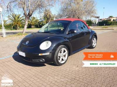 Volkswagen New Beetle 1.9 TDI 105CV Cabrio Lim. Red Edt. Nero usata Teramo