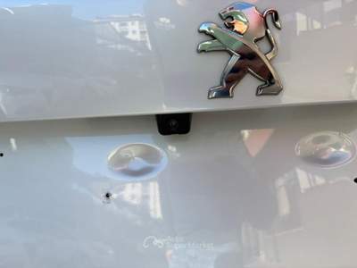 Peugeot 2008 2008 1.5 bluehdi Allure s&amp;s 130cv eat8 Bianco usata Cento