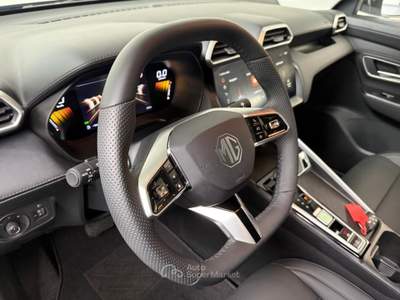 MG ZS 1.5 hybrid+ Luxury auto (KM 0) Verde usata Scarmagno