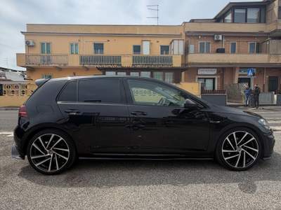 Volkswagen Golf Golf 5p 1.6 tdi Business 115cv Nero usata Fiumicino