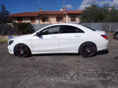 Mercedes-Benz CLA d Automatic Sport Coupè del 2019 Bianco usata Livorno