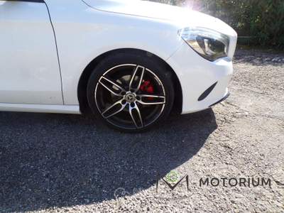 Mercedes-Benz CLA d Automatic Sport Coupè del 2019 Bianco usata Livorno