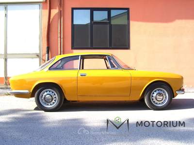 Alfa Romeo Spider 
                                                     Giallo usata Cesena
