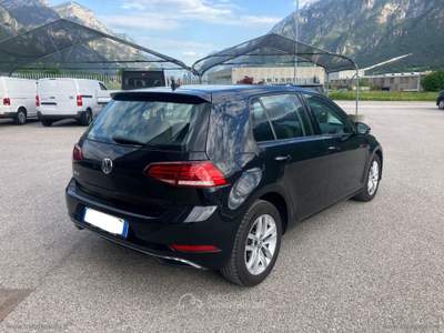Volkswagen Golf Golf 1.6 TDI 115CV DSG 5p. Nero usata Scurelle