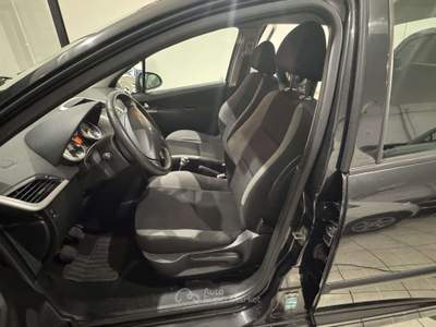 Peugeot 207 5p 1.4 8v Energie usata Poirino