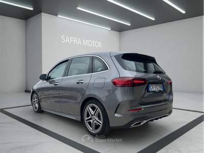 Mercedes-Benz Classe B B 180 d AMG Line Adv Plus Grigio usata Rende