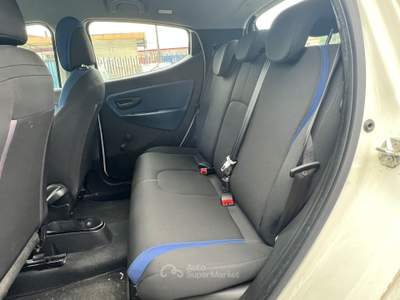 Lancia Ypsilon 1.2 69cv Silver - Blocca Ora! Bianco usata Ciampino