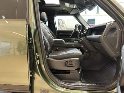 Land Rover Defender D200 AWD Auto 110 X-Dynamic SE Verde usata Forlì