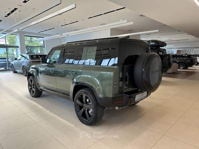 Land Rover Defender D200 AWD Auto 110 X-Dynamic SE Verde usata Forlì