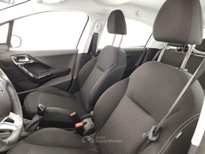 Peugeot 208 Active PureTech 82cv S/S Neopat. Blu/Azzurro usata Massa