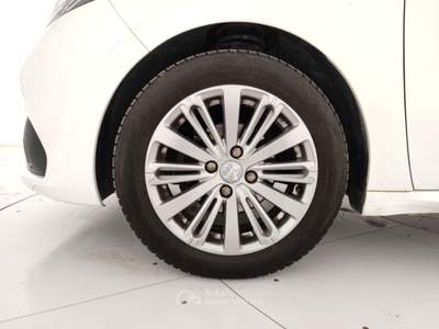 Peugeot 208 Active PureTech 82cv S/S Neopat. Blu/Azzurro usata Massa