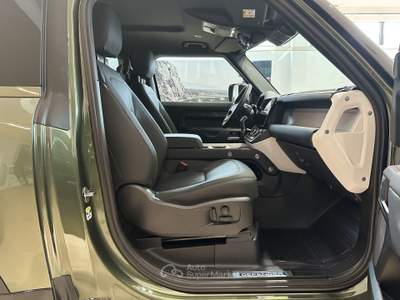 Land Rover Defender D200 AWD Auto 90 X-Dynamic SE Verde usata Forlì