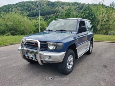 Mitsubishi Pajero Pajero 3p 2.5 tdi Blu/Azzurro usata Bagni di Lucca