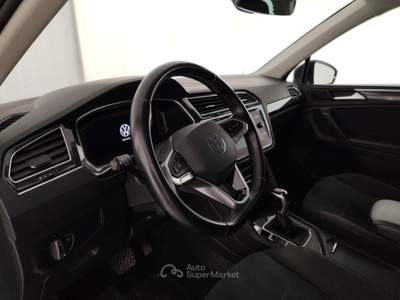 Volkswagen Tiguan 1.5 TSI ACT Elegance DSG Grigio usata Massa