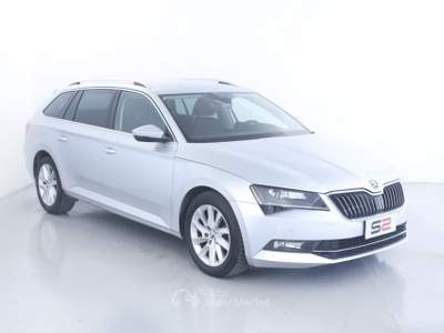 Skoda Superb 2.0 TDI 190 CV SCR DSG 4x4 Wagon Executive Argento usata Feltre