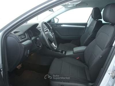 Skoda Superb 2.0 TDI 190 CV SCR DSG 4x4 Wagon Executive Argento usata Feltre