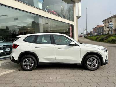 BMW X1 sDrive 18i DCT Bianco usata Pavia