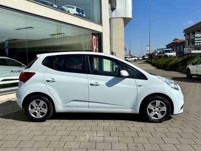 Kia Venga 1.4 CRDI 90cv ACTIVE Bianco usata Pavia