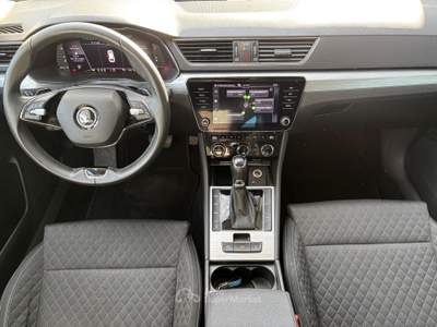 Skoda Superb 2.0 TDI EVO 110KW EXECUTIVE DSG Nero usata Pavia