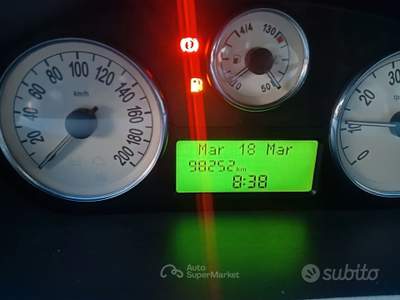 Lancia Ypsilon Oro INTERNI IN PELLE Beige usata Casalgrande