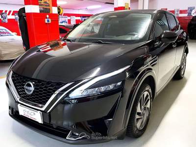 Nissan Qashqai 1.3 mhev Business 2wd 158cv xtronic Hybrid Nero usata Barzanò