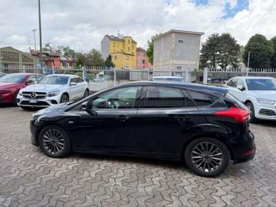 Ford Focus 1.0 EcoBoost 125 CV Start&Stop ST Line Nero usata Sesto San Giovanni