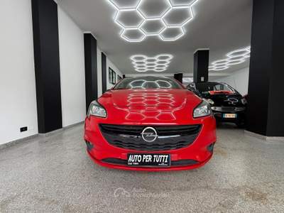 Opel Corsa 5 porte Black Edition Rosso usata Andria