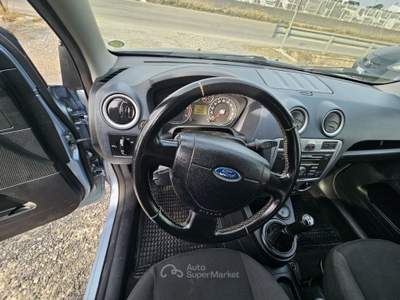 Ford Fusion 5p. Collection Blu/Azzurro usata Andria
